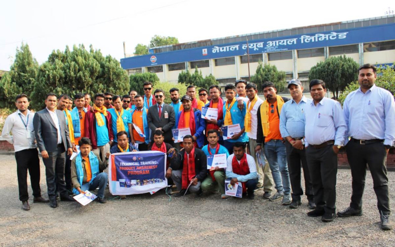 गल्फ लुब्रिकेन्ट्सले दियो मेकानिक्सहरूलाई टेक्निकल प्रशिक्षण